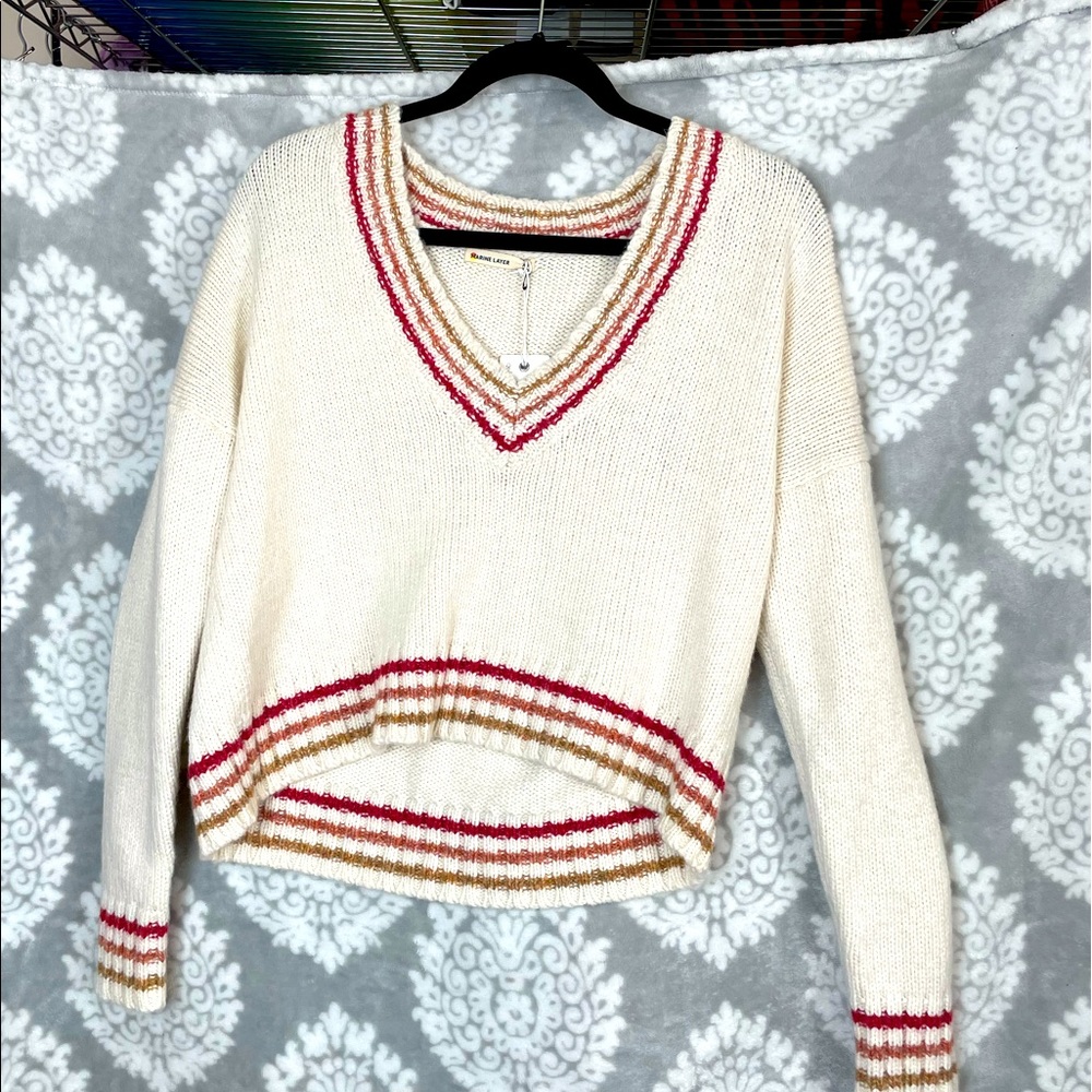 Oversized crop v neck sweater